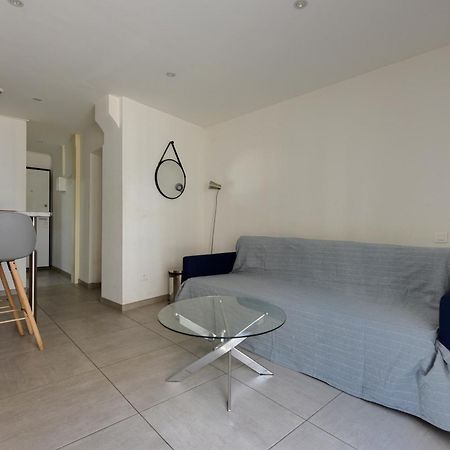 Provencal Studio Netflix Appart-Hotel-Provence La Fare-les-Oliviers エクステリア 写真